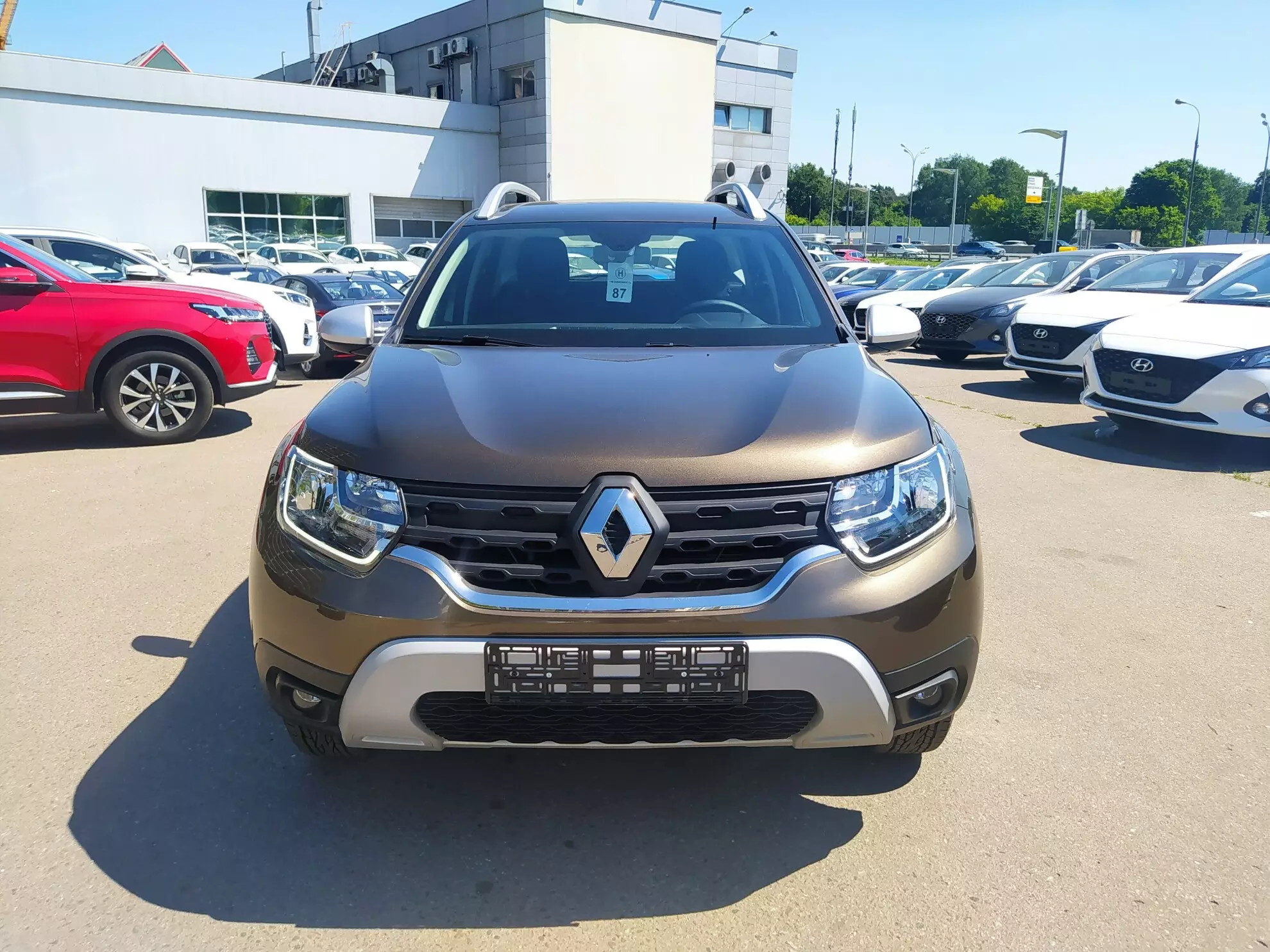 Превью RENAULT Duster