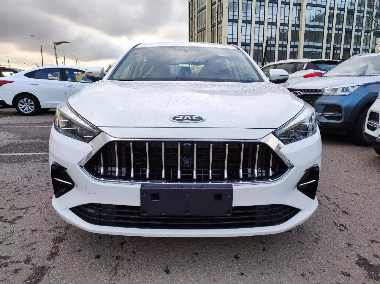 Превью JAC J7