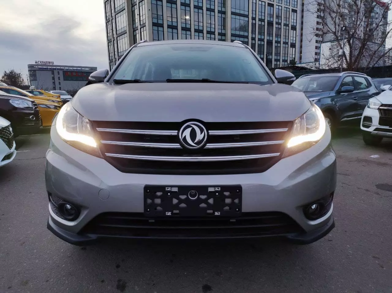 Превью DONGFENG SK 580