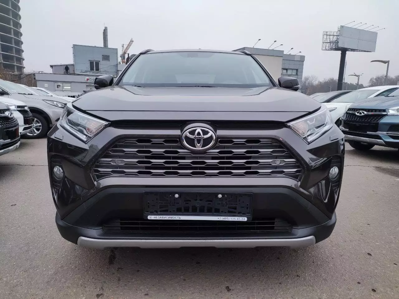 Превью TOYOTA Rav4