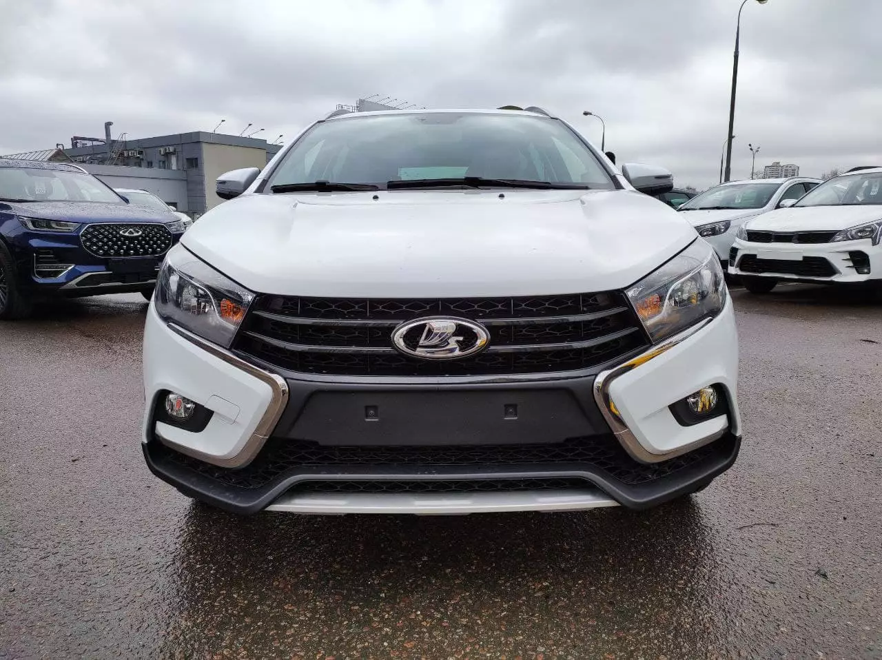Превью LADA Vesta SW Cross