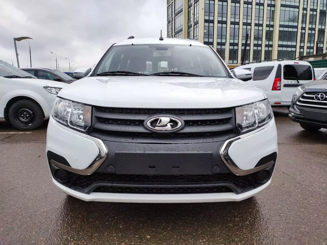 Превью LADA Largus New 7 мест