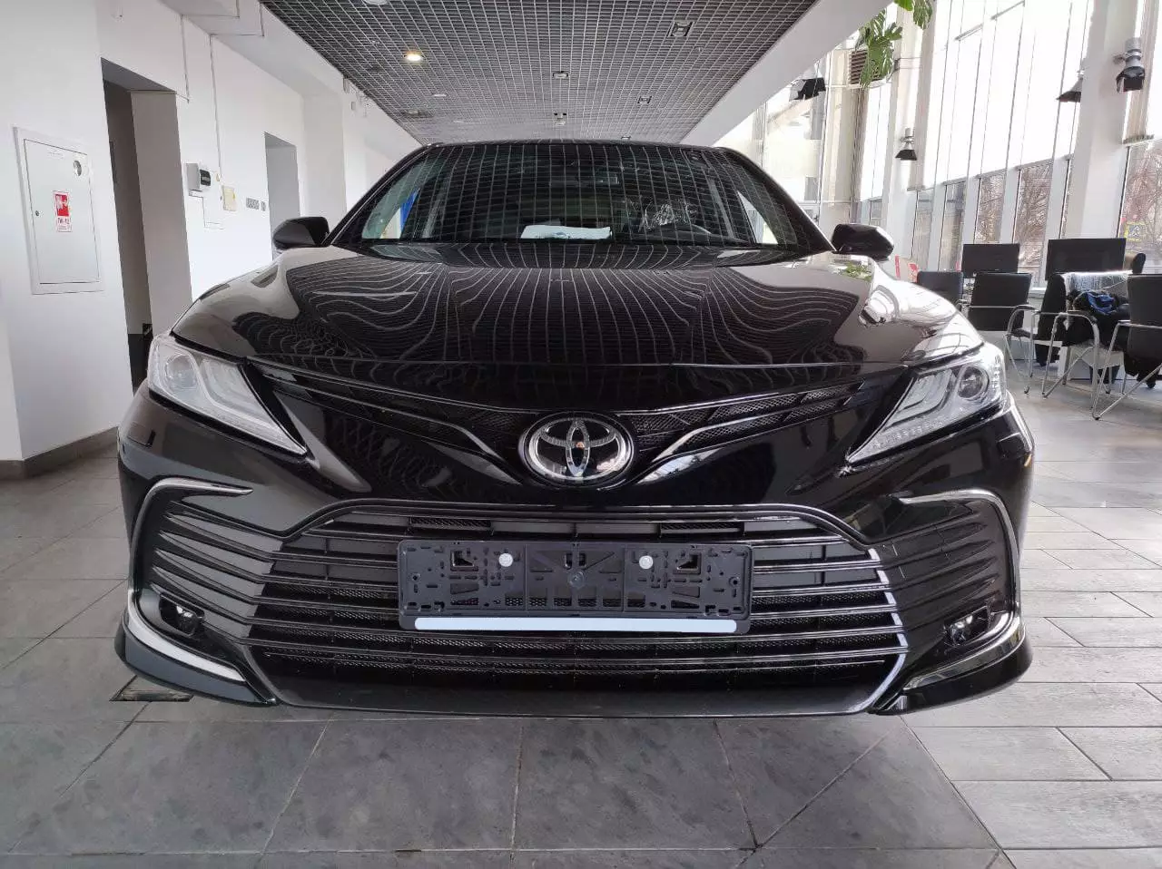 Превью TOYOTA Camry