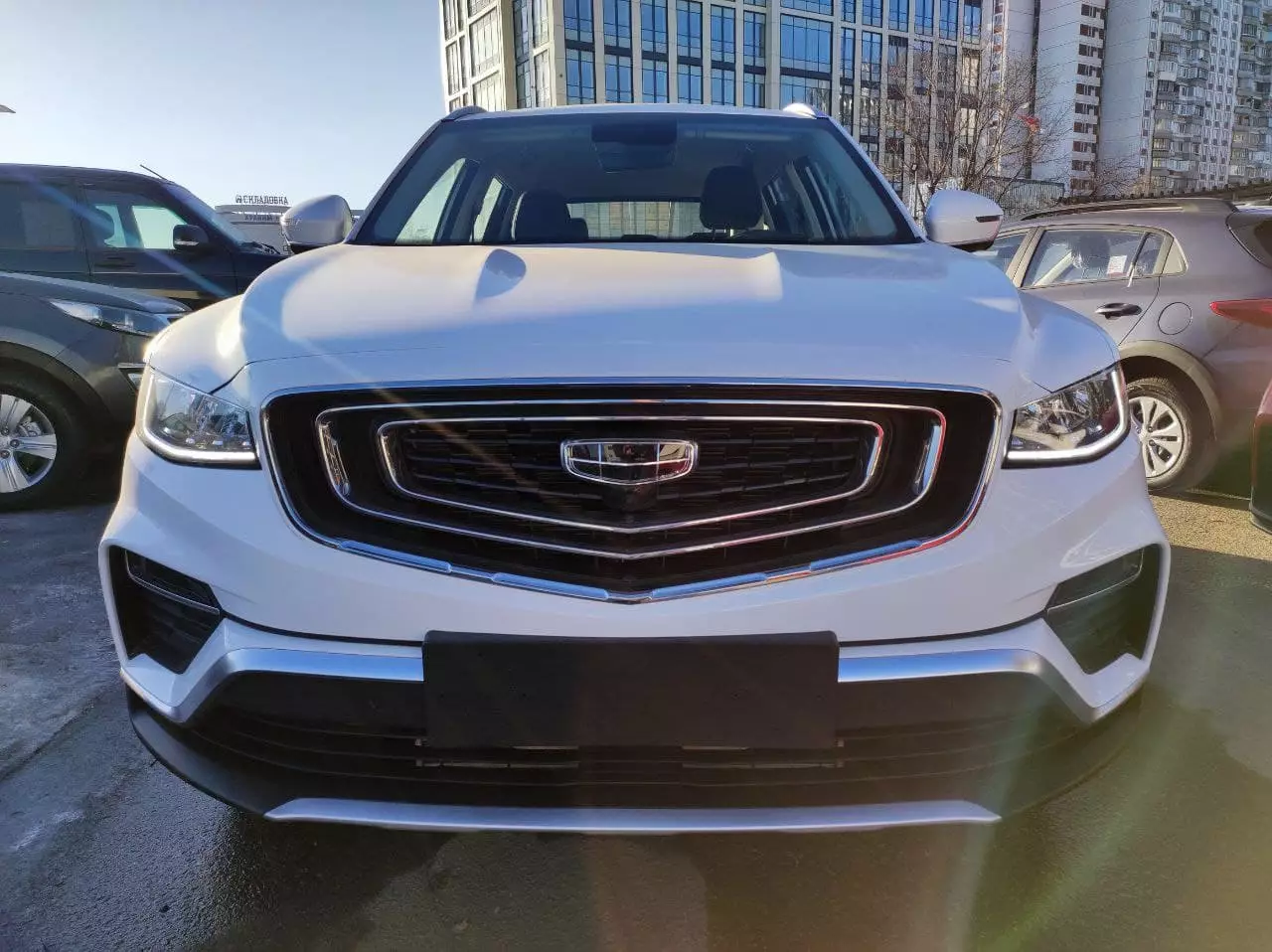 Превью GEELY Atlas Pro