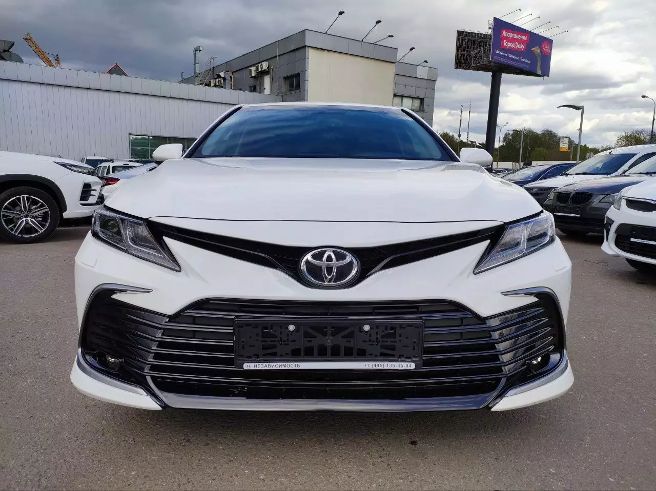 Превью TOYOTA Camry